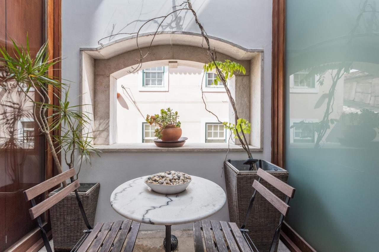 Flh Principe Real Central Flat Apartment Lisbon Bagian luar foto